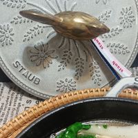 可能是火鍋、拉麵和粥的圖像