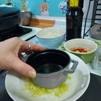 可能是粥和起司火鍋的圖像