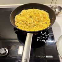 可能是歐姆蛋和顯示的文字是「 Ping E KURAG2932AG KURA G2932AG 」的圖像