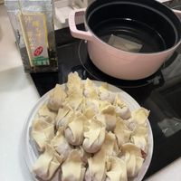 可能是港式點心、豆腐和文字的圖像