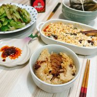 可能是炒麵、豆腐和粥的圖像