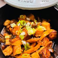 可能是豆腐、香菇和文字的圖像