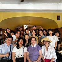 可能是 7 個人的圖像