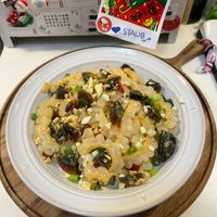 可能是‎豆腐和‎顯示的文字是「 ‎1b staub staub ata + الات STAUB* S‎ 」‎‎ 的圖像