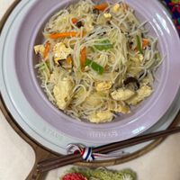 可能是豆腐、義大利麵、麵和炒麵的圖像