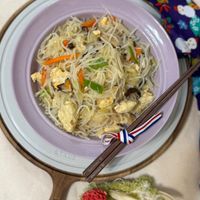 可能是豆腐、義大利麵、麵、拉麵和炒麵的圖像