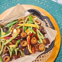 可能是香菇和顯示的文字是「麻菜車鍋肥 福月巴 له วธ 一 NO 付 代 없 楊太太廚房烘焙筆記」 的圖像