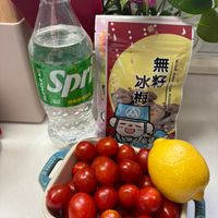 可能是顯示的文字是「 ราววจน Sprl 無 水粉 poTлa 水籽 梅 o4aTH ٥= STAD ကြိ 」的圖像