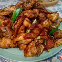 可能是食物和顯示的文字是「 P 23 」的圖像