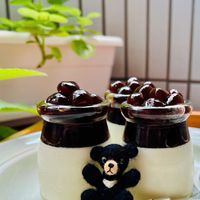 可能是蛋糕和顯示的文字是「 Jarlinbear 」的圖像