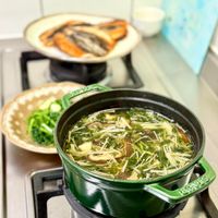 可能是香菇、豆腐和火鍋的圖像