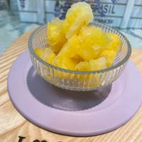 可能是水果、甜點和文字的圖像
