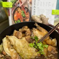 可能是豆腐、麵、拉麵、火鍋和文字的圖像