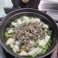 可能是鯷魚的圖像
