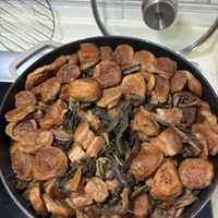 可能是燉小牛膝和豆腐的圖像