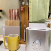 可能是泡茶器和水藻的圖像