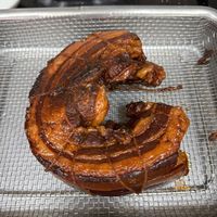 可能是巴布卡麵包和肉桂捲的圖像