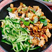 可能是豆腐、麵和拉麵的圖像