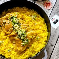 可能是炒飯、西班牙大鍋飯、印度香料飯和燉小牛膝的圖像