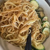 可能是拉麵、炒麵和義大利麵的圖像