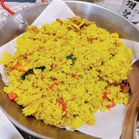 可能是印度香料飯、北非小米飯、西班牙大鍋飯和炒飯的圖像