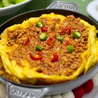 可能是歐姆蛋、牧羊人派和文字的圖像