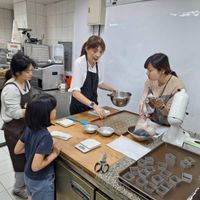可能是 5 個人的圖像