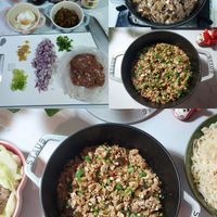 可能是豆腐、北非小米飯、印度香料飯、西班牙大鍋飯、炒飯和文字的圖像