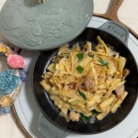 可能是義大利麵和文字的圖像