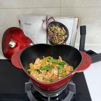 可能是豆腐、炒麵和文字的圖像