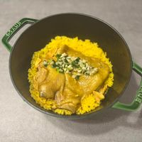 可能是燉小牛膝、西班牙大鍋飯、北非小米飯和印度香料飯的圖像