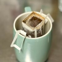 可能是咖啡杯和茶的圖像