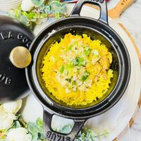 可能是西班牙大鍋飯、牧羊人派、炒飯、印度香料飯和文字的圖像