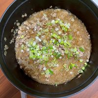 可能是粥和顯示的文字是「 4-5媽蟻上樹 BAVIE 」的圖像