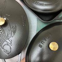 可能是鬆餅機和文字的圖像