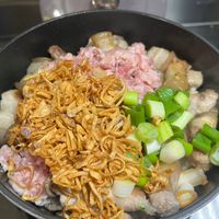 可能是豆腐、麵和拉麵的圖像