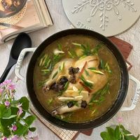 可能是香菇、粥和文字的圖像