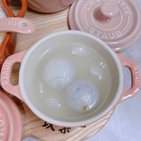 可能是甜點、龍眼和文字的圖像