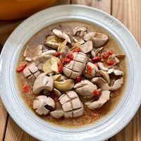 可能是香菇、拉麵、粥和豆腐的圖像