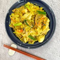 可能是拉麵、麵和炒麵的圖像