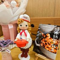 可能是蕾絲、滿天星和文字的圖像