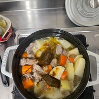 可能是燉小牛膝的圖像