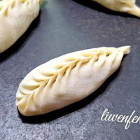 可能是肉餡餅和港式點心的圖像