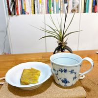 可能是咖啡杯和茶的圖像