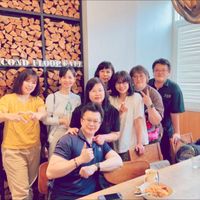 可能是 6 個人和文字的圖像