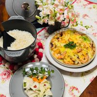 可能是麵、豆腐和文字的圖像