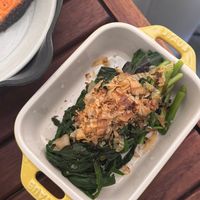 可能是綠葉甘藍和莙薘菜的圖像