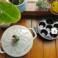 可能是鬆餅機和文字的圖像