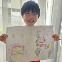 可能是 1 人、小孩和文字的插圖