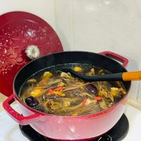 可能是香菇和燉小牛膝的圖像